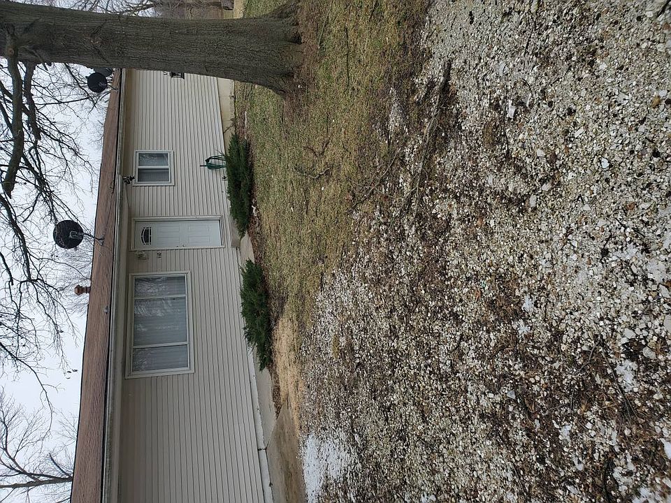 2nd image of 110 Red Deer Ln