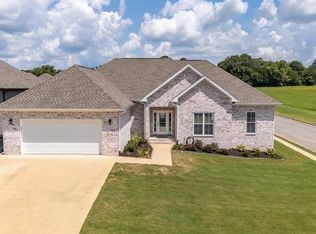 381 Rolling Brook Dr, Rogersville, AL 35652