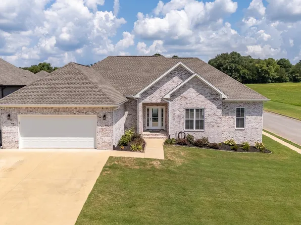 381 Rolling Brook Dr, Rogersville, AL 35652