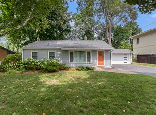 451 Brookside Dr, Ann Arbor, MI