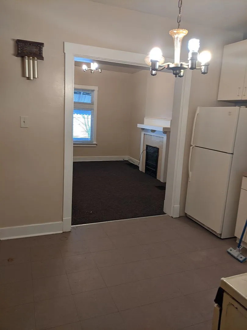 Large 4 bedroom house in Arlington — Photo 1