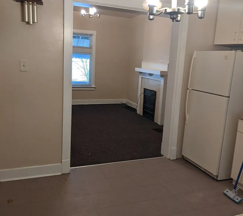 753 Excelsior St