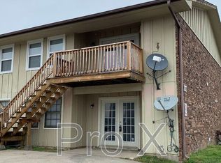 910-912 S Connecticut Ave, Joplin, MO 64801