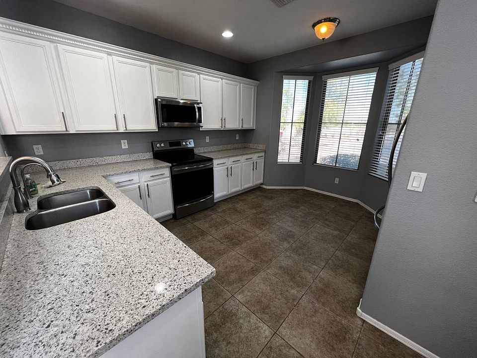 1st image of 1801 E Donner Dr