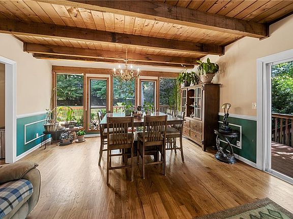 5th image of 4822 Highpoint Dr NE