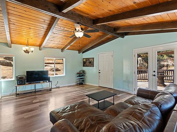 4th image of 4722 Park Ln