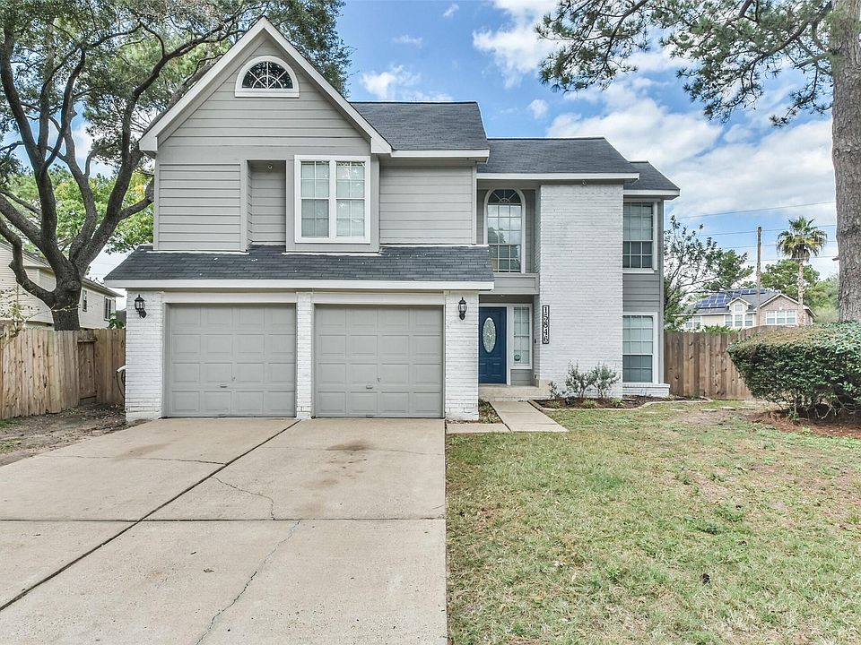 1st image of 15846 Oak Mountain Dr