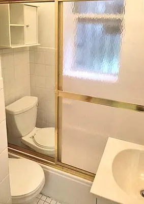 Rented by Buchbinder & Warren | media 37