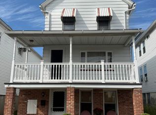 45 Poplar St, Plains, PA 18705