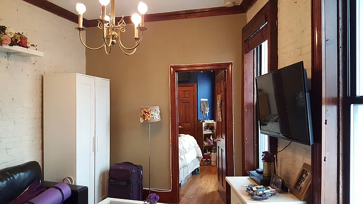 Rented by Keller Williams NYC | media 32