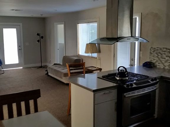 5th image of 3312 Isabel Dr