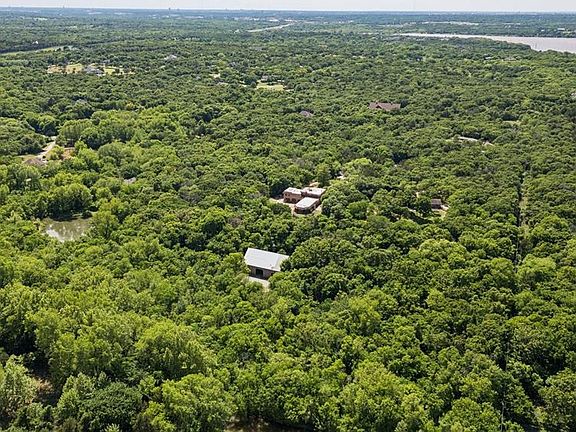 3rd image of 14224 Edmond Lake Rd