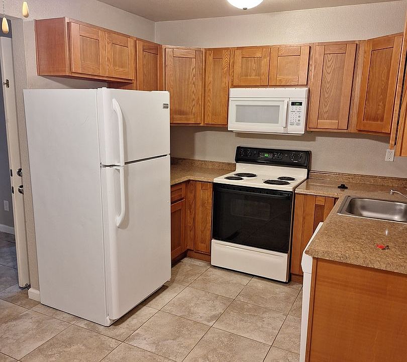 1st image of 2612-2616 2nd Ave #2