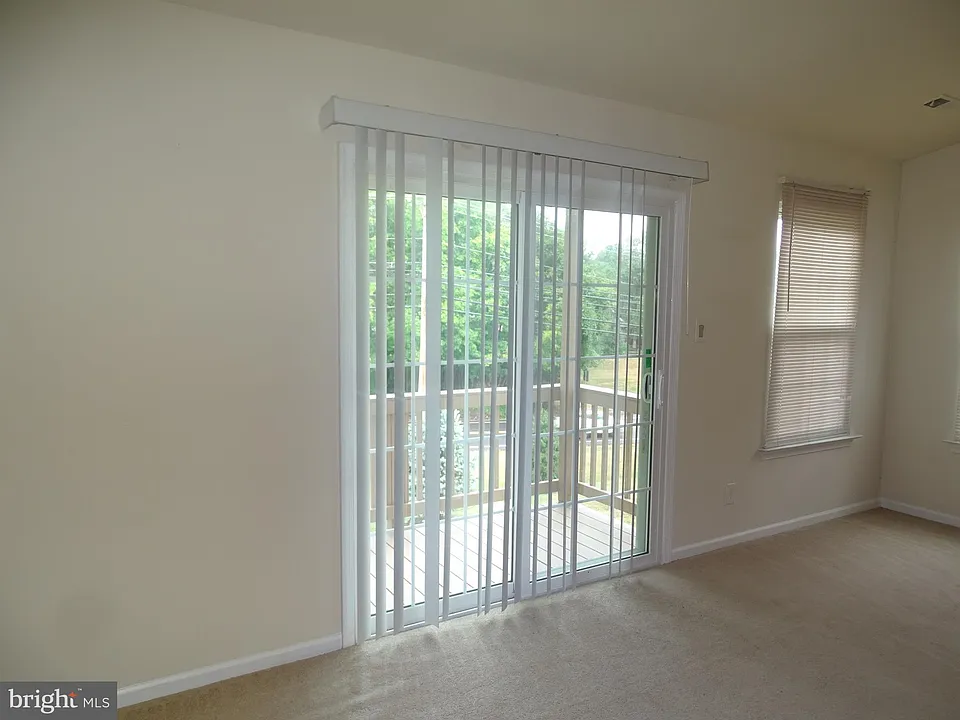 1404 Beacon Hill Dr