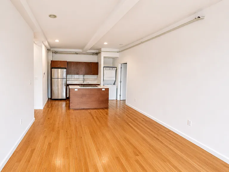 97 Grand Ave #5V — Photo 3