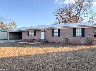 1705 Moses Dr, Vidalia, GA 30474