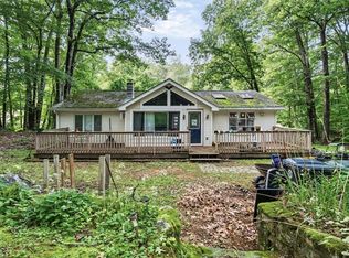 87 Tower Hill Rd, Cumberland, RI 02864