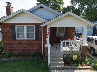 202 W Kelsey St, Bloomington, IL 61701