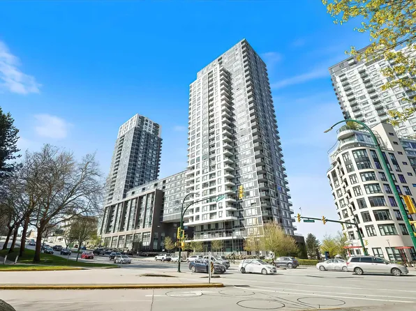 5515 Boundary Rd #2202, Vancouver, BC V5R 0E3