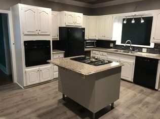 609 E 6th St, El Dorado, AR 71730
