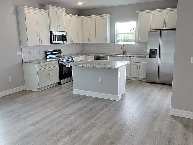 203 Wright Dr — Photo 5