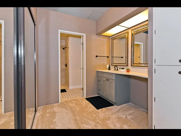 505 S Farrell Dr #S118 — Photo 20