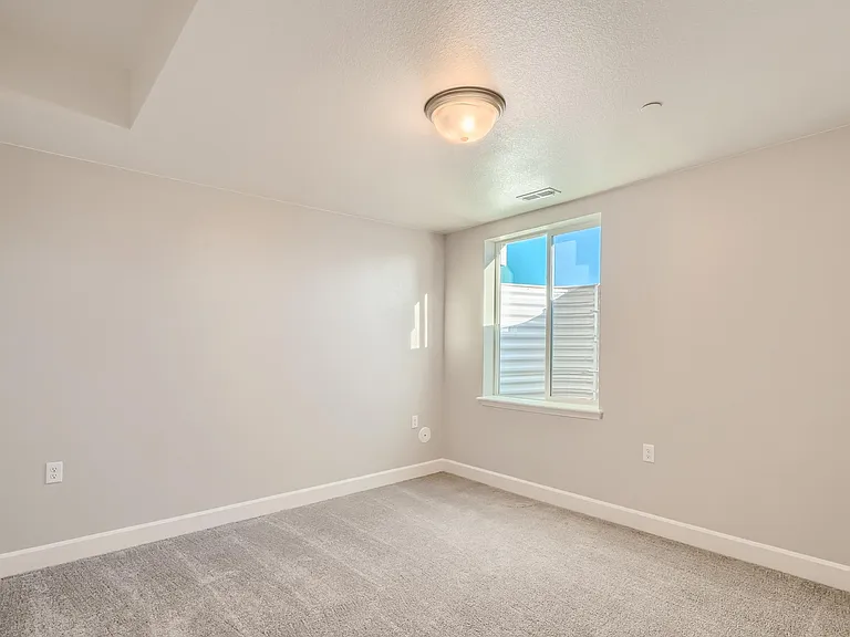 190 Mohawk Cir — Photo 26