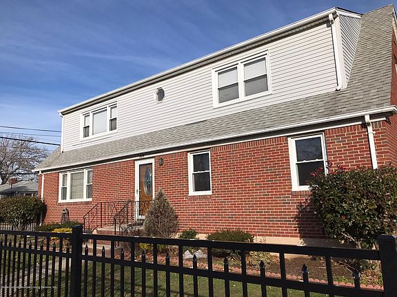 2nd image of 389 Leonard Ave