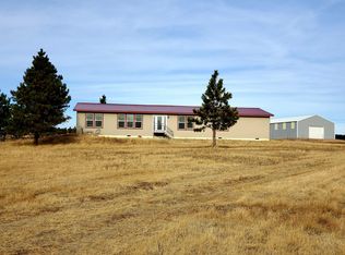 11 Meadow View Ln, Newcastle, WY 82701