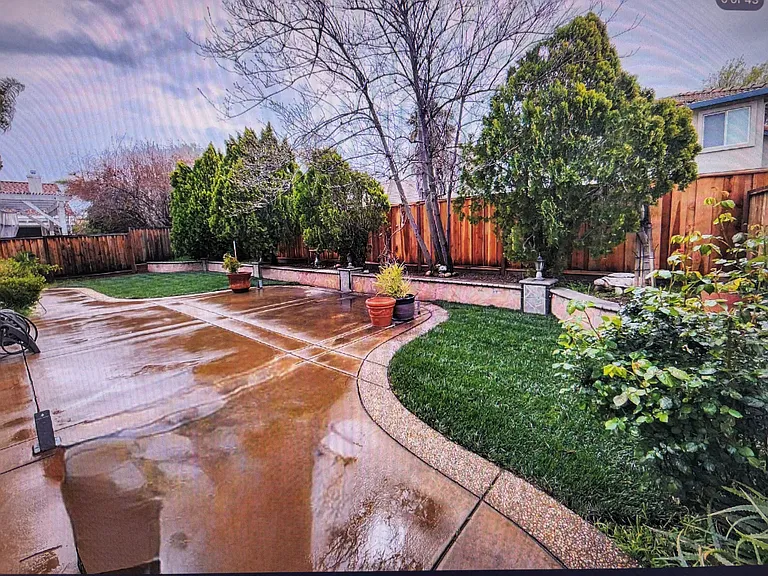 2140 Gibralter Ct — Photo 3