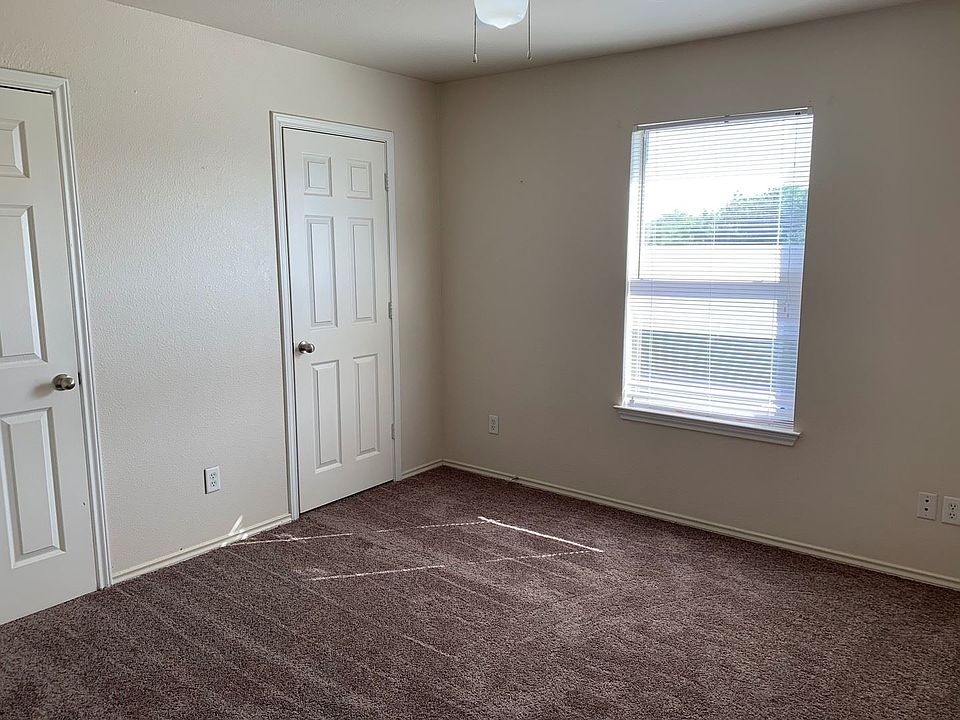 2nd image of 10603 Mathom Lndg APT 4