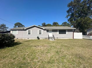 305 Robinson St, Adel, GA 31620
