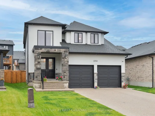 2253 Linkway Blvd, London, ON N6K 0K9