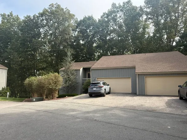 304 Dogwood Ct, Daniels, WV 25832
