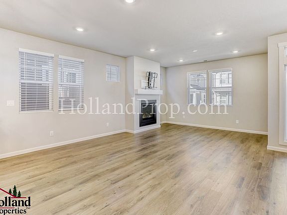 5th image of 3651 SE Balboa Ln