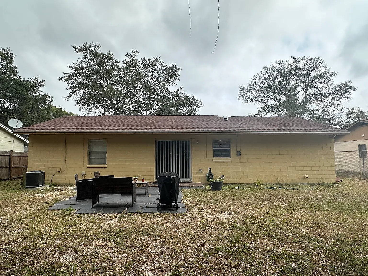 3 bed, 1.5 bath, 1352 sqft, $2,200 — Photo 4