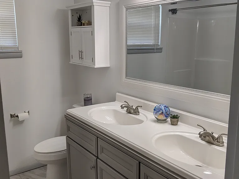 1112 Cheatham Ave — Photo 11