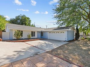 24716 Fain Dr, Santa Clarita, CA 91321