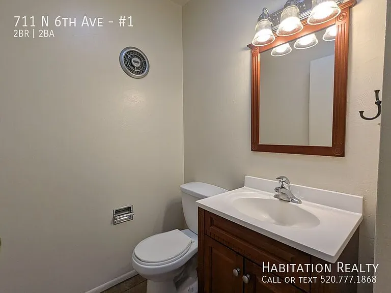 711 N 6th Ave #1 — Photo 8