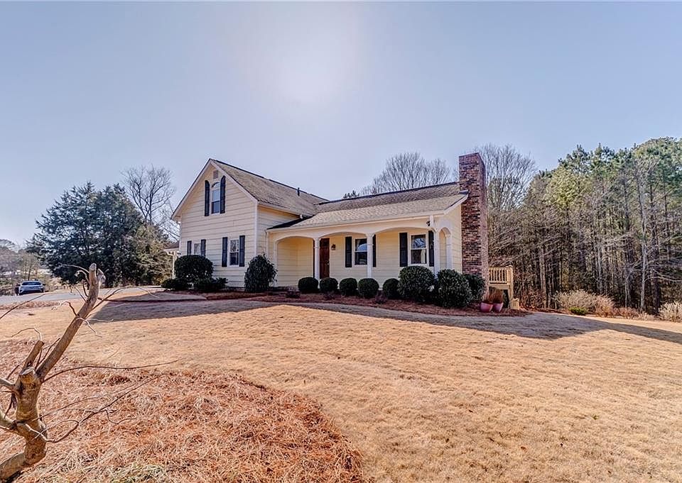 1st image of 887 Big Springs Rd SE