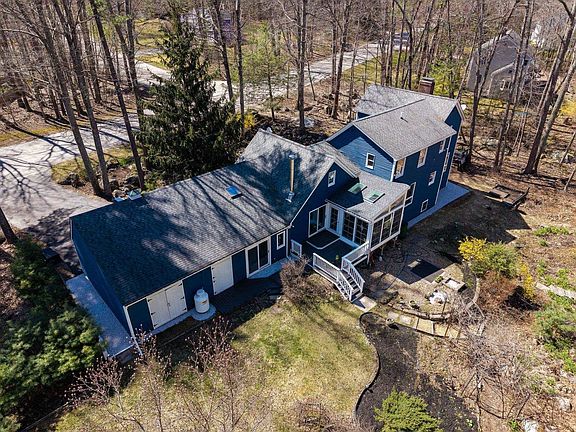 5th image of 7 Millstream Drive