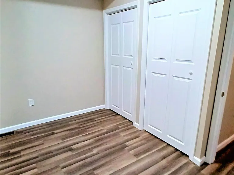 137 Hamilton Ave — Photo 9