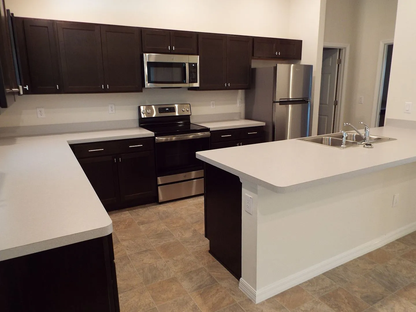 3 Bedroom 2 Bath 15324 SW 60th Circle - Marion Oaks — Photo 4