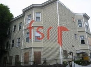 23 Park St, Brockton, MA 02301