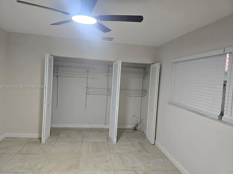 5151 W Oakland Park Blvd #303 — Photo 8