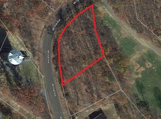 26 Mountain Club Ave, Rawlings, MD 21557