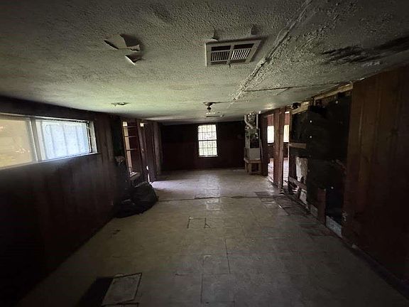 3rd image of 416 Live Oak Loop