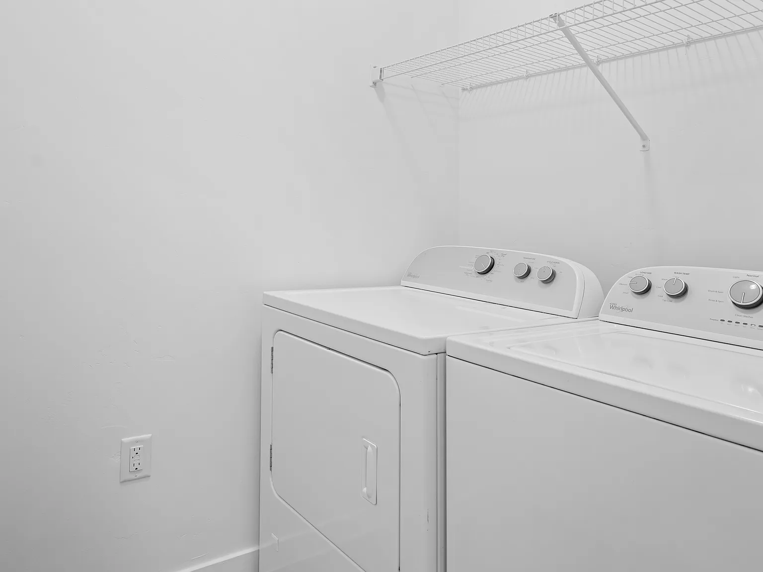 Outlook Apartments — Photo 4