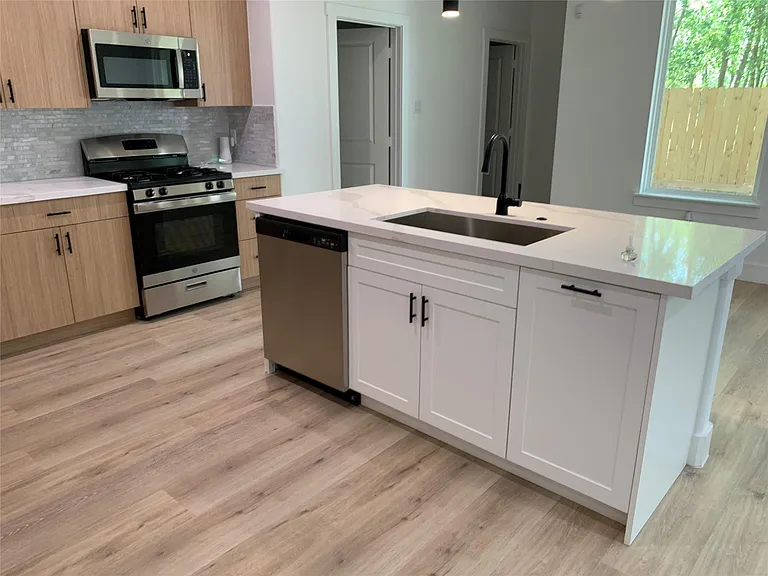 9026 Scott St — Photo 22
