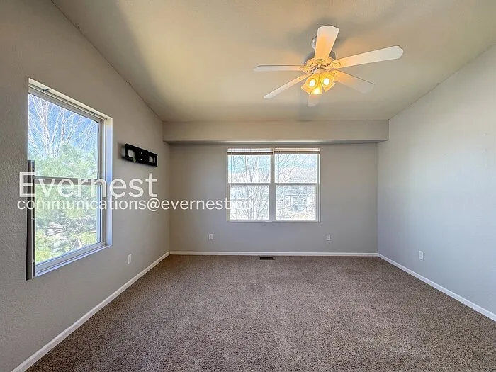2040 Oakcrest Cir — Photo 20
